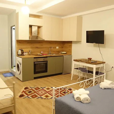 Gasthuis Illyrian 2 3*