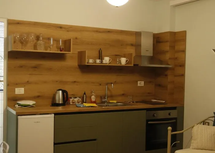 Illyrian 2 3* 地拉那