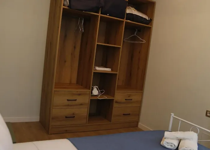 Illyrian 2 招待所 3*