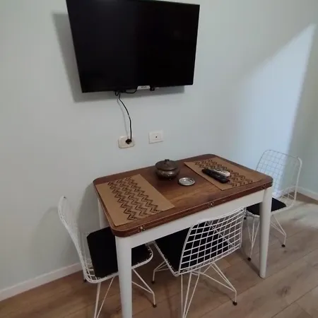 招待所 Illyrian 2